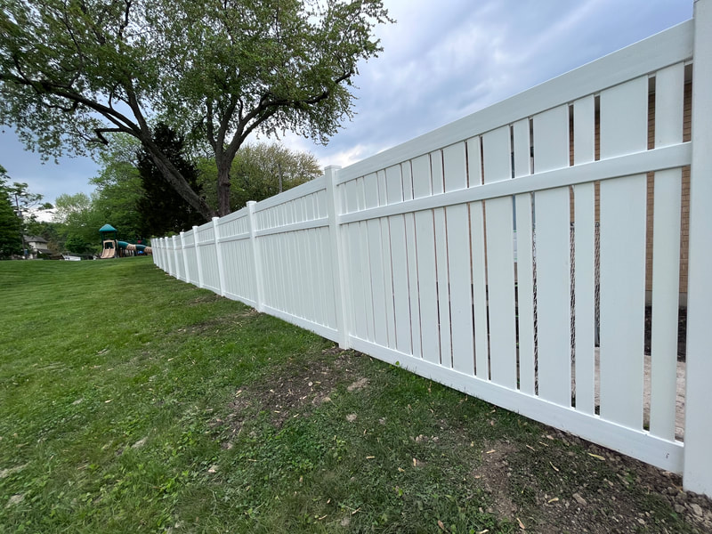 privacy fence installation vinyl fencing gilberts illinois